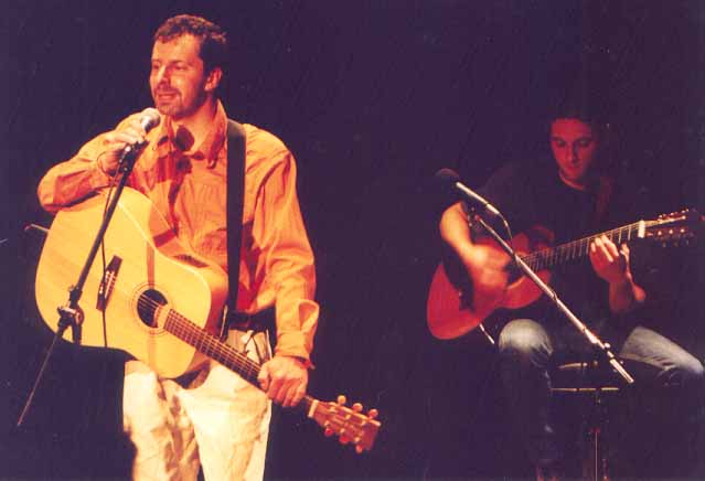 Almoyna en concert (2002)